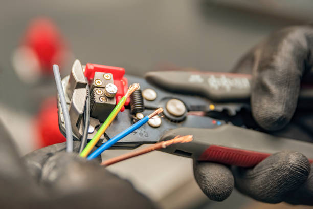 Best Electrical Contractors for Businesses  in Red Bluff, CA